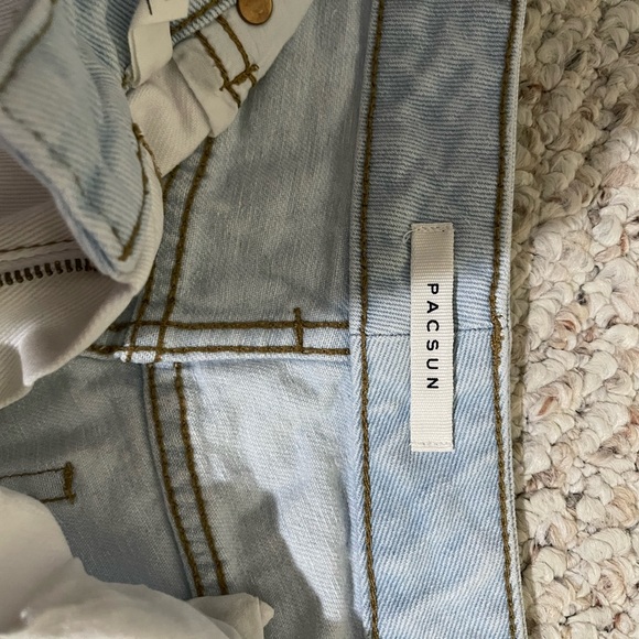 PacSun Eco Light Blue Quilted Mom Shorts - Picture 7 of 7
